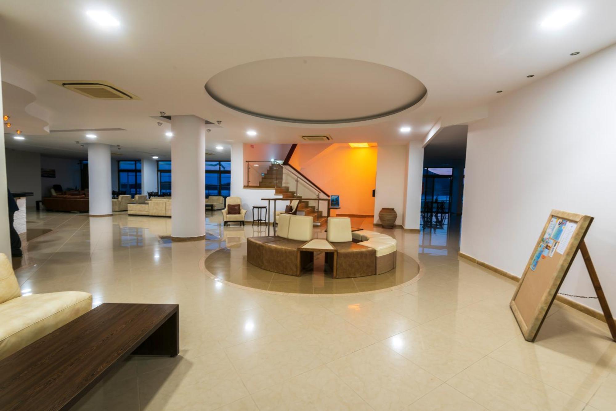 Plaza Hotel Masouri Zewnętrze zdjęcie